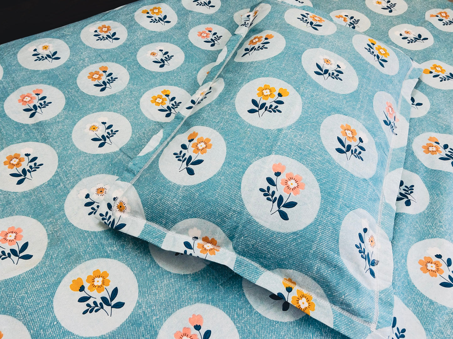 Aqua Blossom – 350 TC Pure Cotton King Size Bedsheet with 2 Pillow Covers