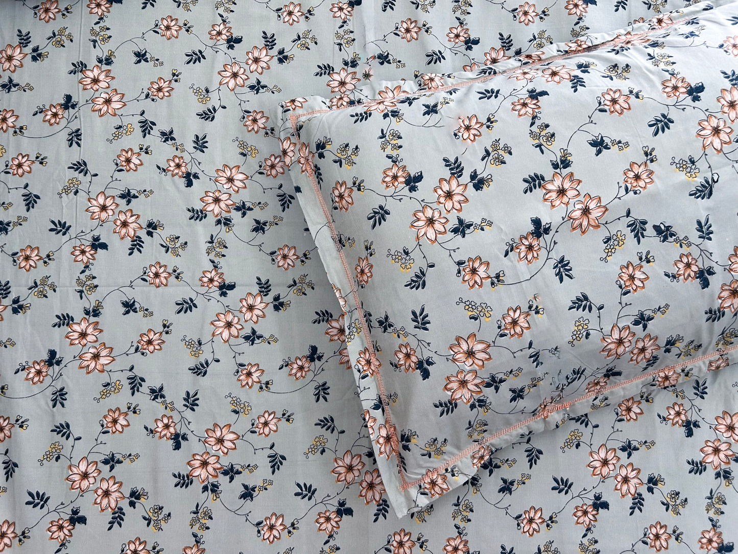 Blush Vine – 350 TC Pure Cotton King Size Bedsheet with 2 Pillow Covers