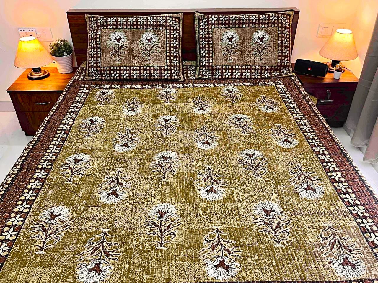 Double-Sided Quilted King Size Bedcover Set – 100% Cotton Hand Block Print