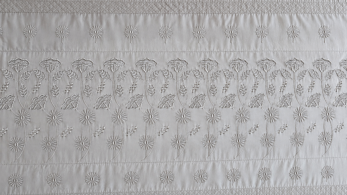 Light Gray Tufted Quilted Luxurious 5-piece Bedcover Set