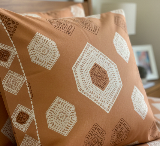 Peach Geometric 200 TC Pure Cotton Queen Size Double Bedsheet