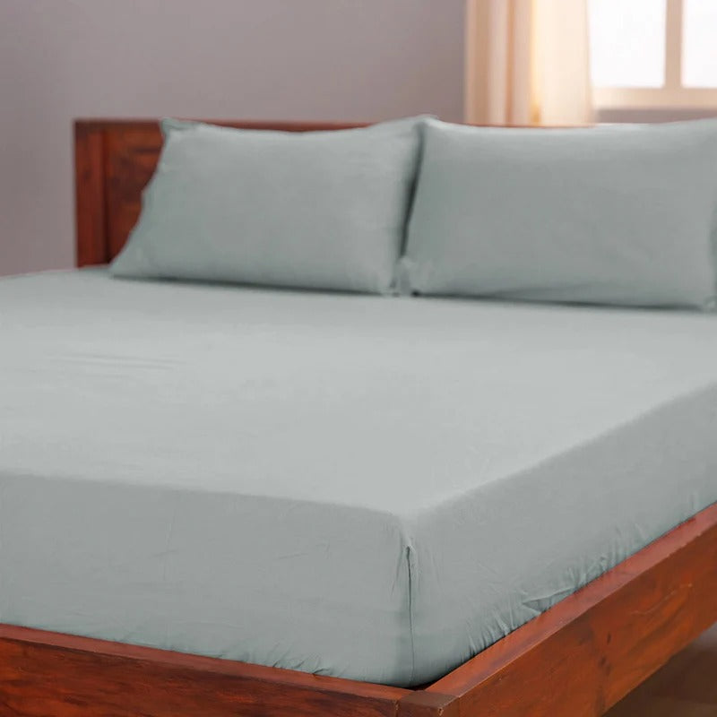 Light Grey Solid Plain 400 TC Premium Cotton King Size Bedsheet with 2 Pillow Covers